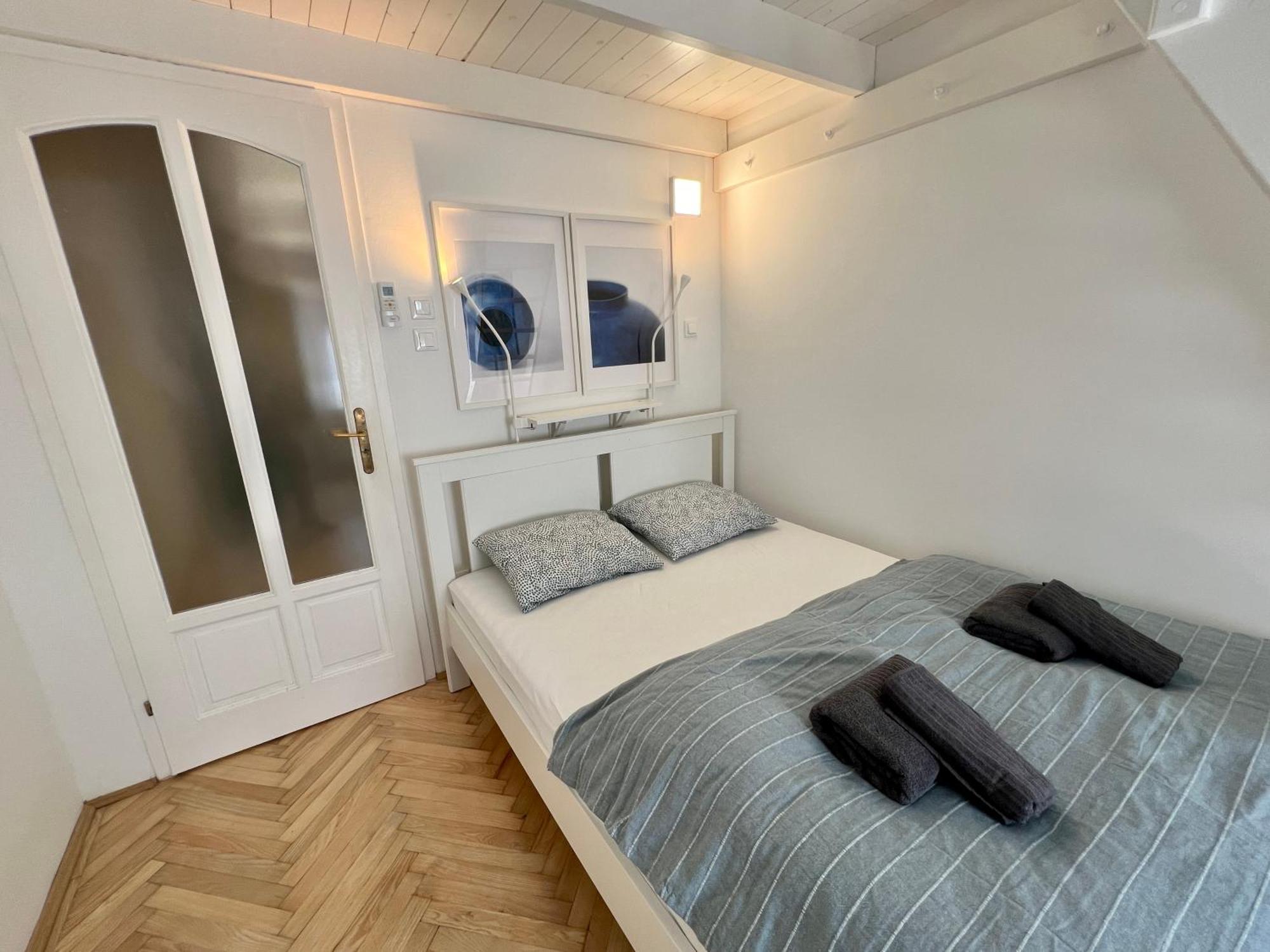 Tilia Suite Budapest Esterno foto